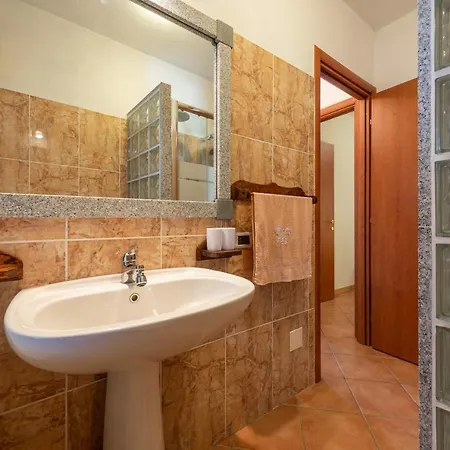 Mallus 4 Posti Letto Apartment *
