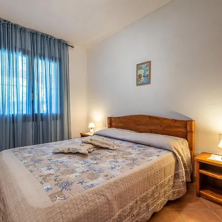 Διαμέρισμα Mallus 4 Posti Letto Olia Speciosa