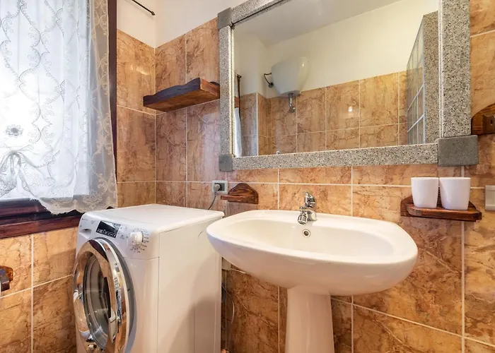 Mallus 4 Posti Letto * Olia Speciosa