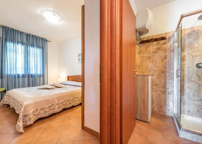 Apartamento Mallus 4 Posti Letto Olia Speciosa